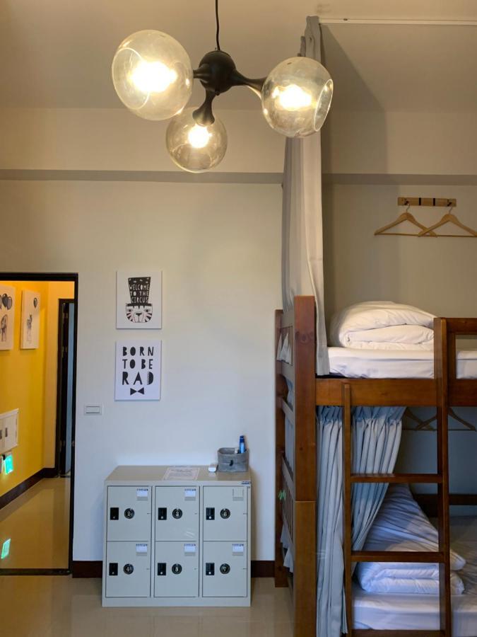 910 Hostel Yuli Esterno foto